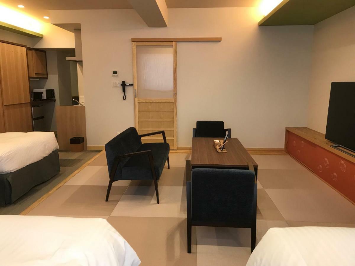 Hotel Yururito Осака Екстериор снимка